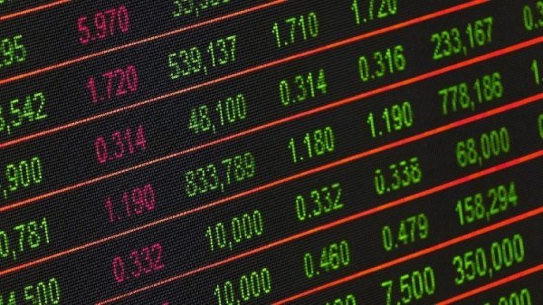 BTC/USD and DOGE/BTC Race Towards Bullish Breakout; XRP MACD Turns Bullish BTC/USD and DOGE/BTC Race Towards Bullish Breakout; XRP MACD Turns Bullish